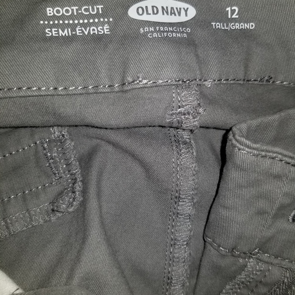 Old Navy pants - Picture 3 of 3